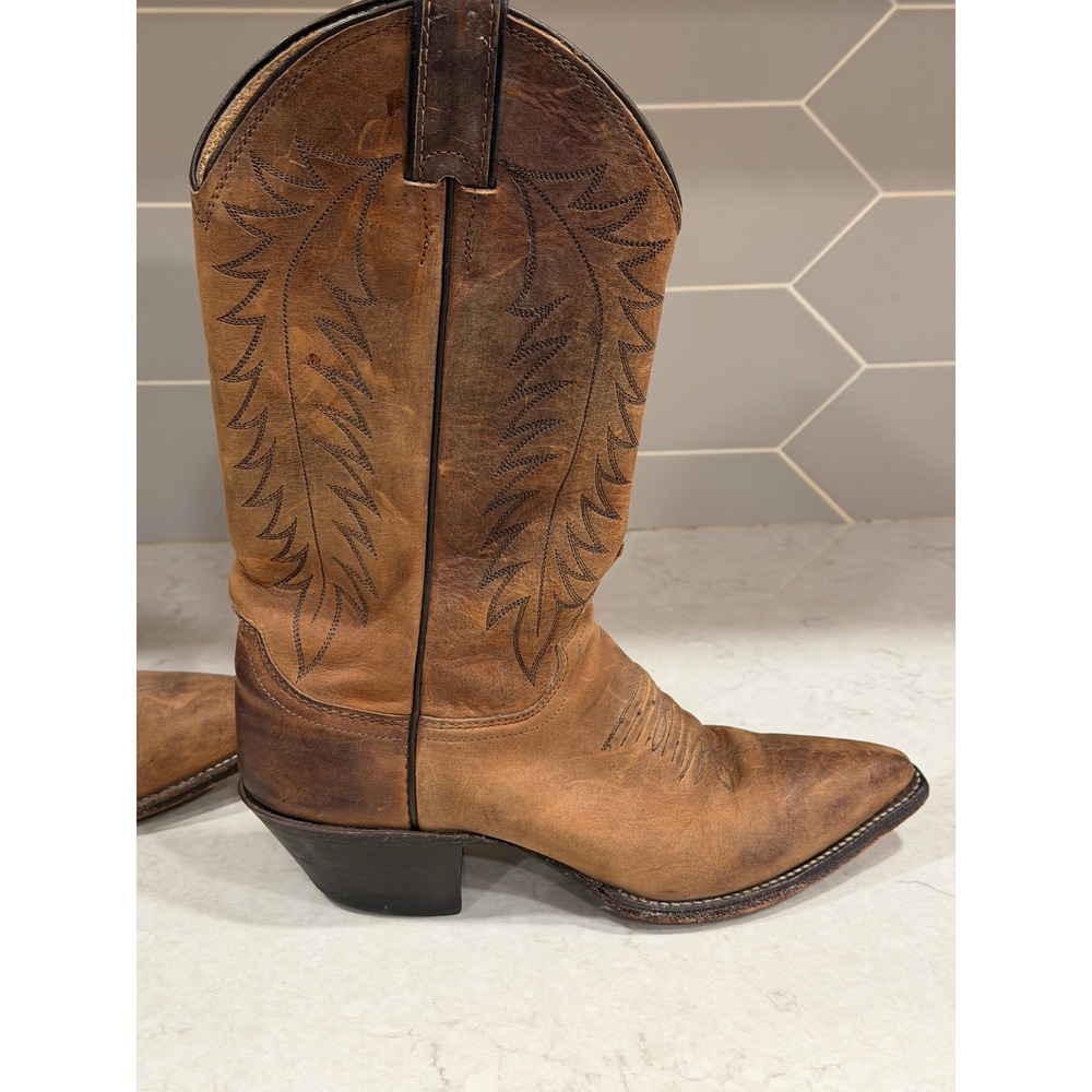 Justin L4935 Ladies Classic Western Boot Apache Cowhide Leather Brown Size 6.5 B